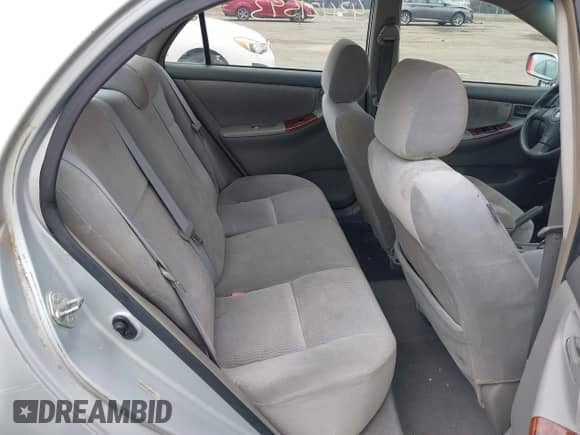 2005 Toyota Corolla CE z VIN 1NXBR30E45Z525134, wystawiony jako IAAI lot #43421593 z przebiegiem 186 223 mil mil oraz . Historia ofert i sprzedaży dostępna na DreamBid. Obrazek 8.