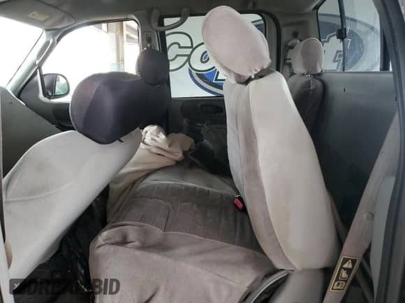 2003 Ford F-150 XLT с VIN 1FTRW07L23KB26908, выставлен на аукционе Copart как лот 84011775 с пробегом Не указан миль и Списание • Salvage title. История ставок и продаж доступна на DreamBid. Изображение 10.