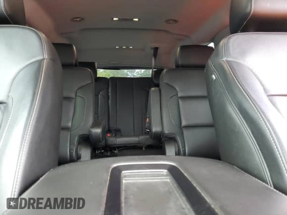 2016 Chevrolet Suburban LT с VIN 1GNSCHKC1GR350840, выставлен на аукционе Copart как лот 68271325 с пробегом 183 415 миль миль и Списание • Salvage title. История ставок и продаж доступна на DreamBid. Изображение 10.