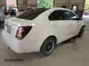 2013 Chevrolet Sonic LT с VIN 1G1JC5SH5D4214436, выставлен на аукционе IAAI как лот 43027720 с пробегом 150 318 миль миль и . История ставок и продаж доступна на DreamBid. Изображение 4.