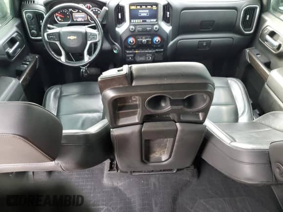 2020 Chevrolet Silverado 1500 LT with VIN 3GCUYDET6LG189239, listed as a Copart auction lot 67071715 with 108,272 mi miles and Salvage title. Bid and sale history available at DreamBid. Image 8.