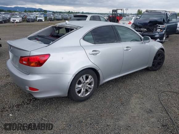 2007 Lexus IS 250 with VIN JTHBK262272027334, listed as a IAAI auction lot 42332530 with Not provided miles and . Bid and sale history available at DreamBid. Image 4.