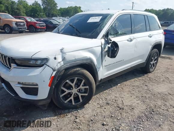 2023 Jeep Grand Cherokee Limited с VIN 1C4RJHBG3PC532557, выставлен на аукционе IAAI как лот 42830130 с пробегом 65 159 миль миль и . История ставок и продаж доступна на DreamBid. Изображение 2.