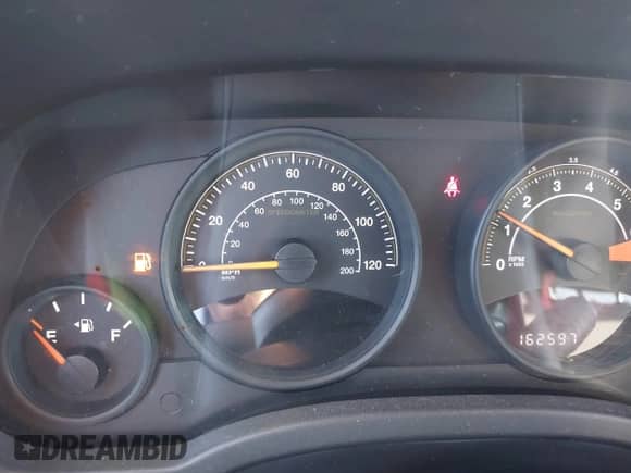 2014 Jeep Compass Sport with VIN 1C4NJCBA0ED552978, listed as a IAAI auction lot 43243438 with 162,597 mi miles and . Bid and sale history available at DreamBid. Image 7.