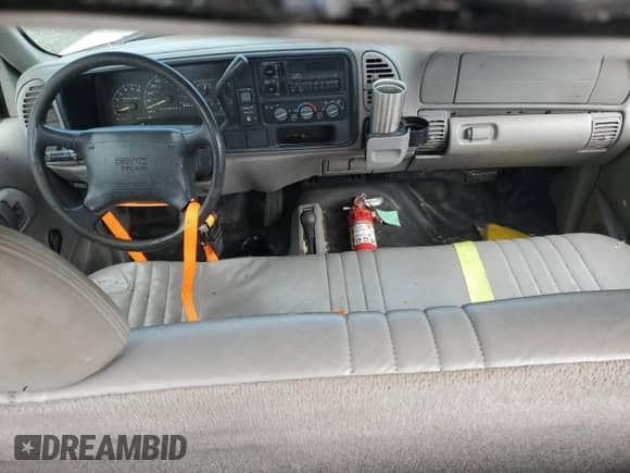 1997 GMC Sierra 1500 with VIN 1GTEK14W5VZ551810, listed as a Copart auction lot 47287015 with 168,113 mi miles and Salvage title. Bid and sale history available at DreamBid. Image 8.