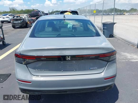 2025 Honda Accord EX-L with VIN 1HGCY2F66SA021933, listed as a IAAI auction lot 42978048 with 7,939 mi miles and . Bid and sale history available at DreamBid. Image 15.