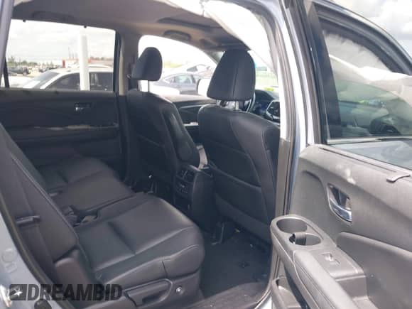 2022 Honda Pilot Special Edition with VIN 5FNYF5H24NB033970, listed as a IAAI auction lot 42391656 with 44,504 mi miles and . Bid and sale history available at DreamBid. Image 8.