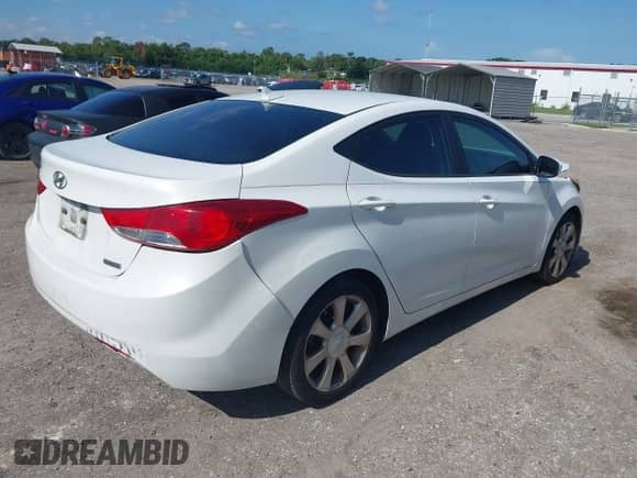 2012 Hyundai Elantra Limited с VIN 5NPDH4AE1CH081335, выставлен на аукционе IAAI как лот 42469675 с пробегом 274 278 миль миль и . История ставок и продаж доступна на DreamBid. Изображение 4.