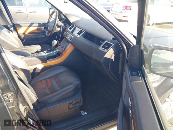 2012 Land Rover Range Rover Sport HSE z VIN SALSF2D48CA728771, wystawiony jako IAAI lot #43486794 z przebiegiem 118 266 mil mil oraz . Historia ofert i sprzedaży dostępna na DreamBid. Obrazek 5.