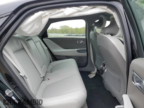 2023 Hyundai Ioniq 6 Preferred z VIN KMHM34AC5PA030233, wystawiony jako Copart lot #51842154 z przebiegiem 13 451 mil mil oraz . Historia ofert i sprzedaży dostępna na DreamBid. Obrazek 10.