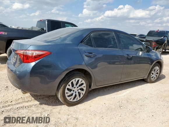 2019 Toyota Corolla L z VIN 2T1BURHE9KC242456, wystawiony jako Copart lot #70520305 z przebiegiem 107 547 mil mil oraz Czysty tytuł • Clean title. Historia ofert i sprzedaży dostępna na DreamBid. Obrazek 3.
