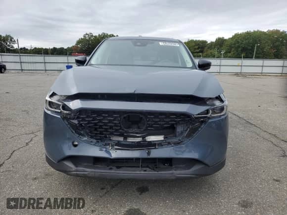 2024 Mazda CX-5 S Carbon Edition z VIN JM3KFBCL7R0521388, wystawiony jako Copart lot #84394325 z przebiegiem 17 806 mil mil oraz Szkoda całkowita • Salvage title. Historia ofert i sprzedaży dostępna na DreamBid. Obrazek 5.