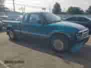 1994 Chevrolet S-10 LS с VIN 1GCDT19W7RK162313, выставлен на аукционе Copart как лот 69488914 с пробегом 252 988 миль миль и Списание • Salvage title. История ставок и продаж доступна на DreamBid. Изображение 4.