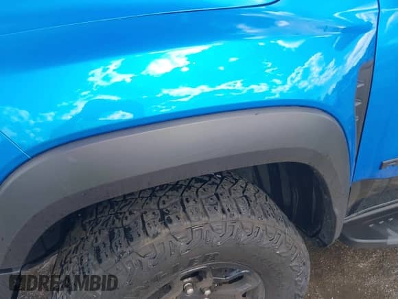 2021 Ram 1500 TRX with VIN 1C6SRFU98MN804461, listed as a IAAI auction lot 42300032 with 28,735 mi miles and . Bid and sale history available at DreamBid. Image 6.