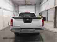 2019 Nissan Frontier SV z VIN 1N6AD0EV5KN773448, wystawiony jako IAAI lot #41611922 z przebiegiem 77 010 mil mil oraz . Historia ofert i sprzedaży dostępna na DreamBid. Obrazek 16.