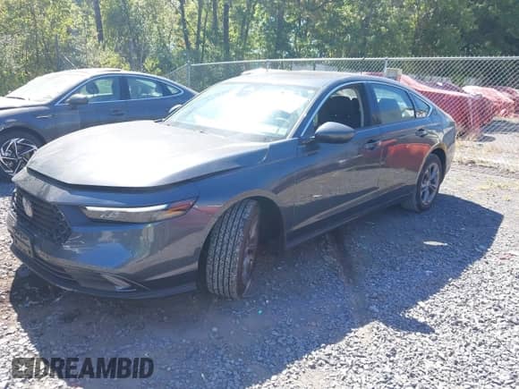 2024 Honda Accord EX с VIN 1HGCY1F37RA058936, выставлен на аукционе IAAI как лот 43255855 с пробегом 11 888 миль миль и . История ставок и продаж доступна на DreamBid. Изображение 2.
