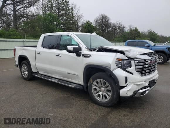 2023 GMC Sierra 1500 Denali z VIN 1GTUUGED3PZ109844, wystawiony jako Copart lot #59780445 z przebiegiem 32 409 mil mil oraz Szkoda całkowita • Salvage title. Historia ofert i sprzedaży dostępna na DreamBid. Obrazek 4.