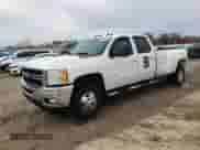 2014 Chevrolet Silverado 3500HD LTZ z VIN 1GC4K1C84EF101663, wystawiony jako Copart lot #79486904 z przebiegiem 353 541 mil mil oraz Szkoda całkowita • Salvage title. Historia ofert i sprzedaży dostępna na DreamBid. Obrazek 1.