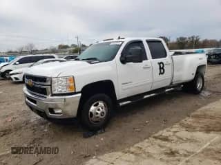 2014 Chevrolet Silverado 3500HD LTZ с VIN 1GC4K1C84EF101663, выставлен на аукционе Copart как лот 79486904 с пробегом 353 541 миль миль и Списание • Salvage title. История ставок и продаж доступна на DreamBid. Изображение 1.