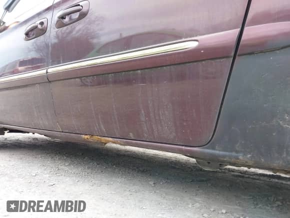 2003 Dodge Grand Caravan z VIN 2D8GP54L63R361675, wystawiony jako IAAI lot #41683155 z przebiegiem 220 752 mil mil oraz . Historia ofert i sprzedaży dostępna na DreamBid. Obrazek 14.