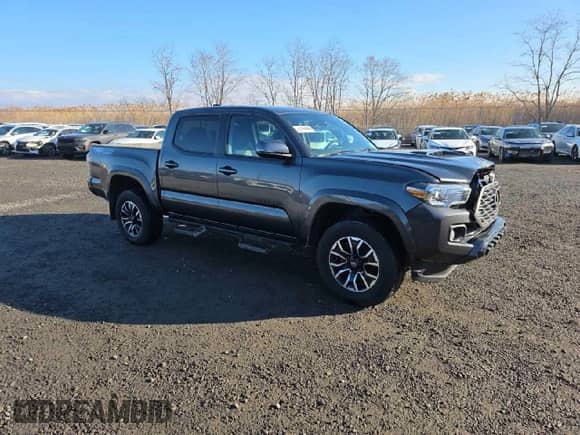 2022 Toyota Tacoma SR5 с VIN 3TMCZ5AN7NM524812, выставлен на аукционе Copart как лот 90647645 с пробегом 41 473 миль миль и Списание • Salvage title. История ставок и продаж доступна на DreamBid. Изображение 3.
