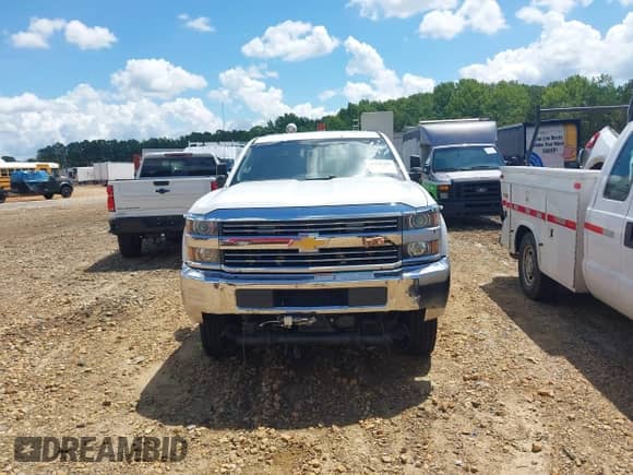 2017 Chevrolet Silverado 3500HD с VIN 1GB2CYEG6HZ241318, выставлен на аукционе IAAI как лот 42146288 с пробегом 290 220 миль миль и . История ставок и продаж доступна на DreamBid. Изображение 12.
