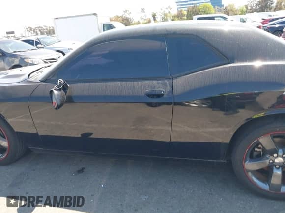 2013 Dodge Challenger SXT with VIN 2C3CDYAG9DH708717, listed as a IAAI auction lot 41990705 with 92,784 mi miles and . Bid and sale history available at DreamBid. Image 14.