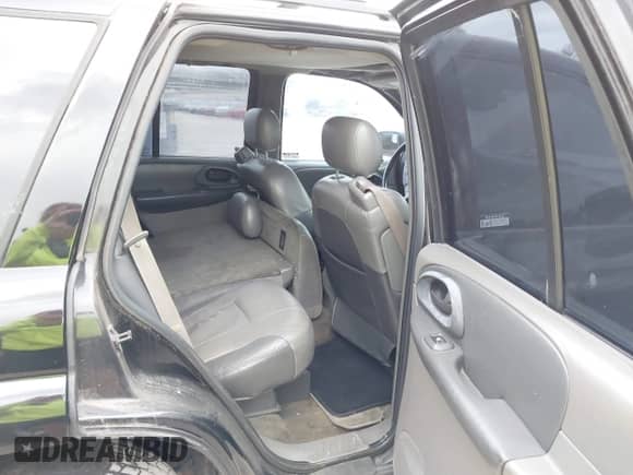 2002 Chevrolet TrailBlazer LT с VIN 1GNDT13S222325601, выставлен на аукционе IAAI как лот 41912833 с пробегом 142 341 миль миль и . История ставок и продаж доступна на DreamBid. Изображение 8.
