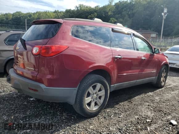 2009 Chevrolet Traverse 1LT z VIN 1GNEV23D29S147043, wystawiony jako Copart lot #81402425 z przebiegiem 166 607 mil mil oraz Szkoda całkowita • Salvage title. Historia ofert i sprzedaży dostępna na DreamBid. Obrazek 3.