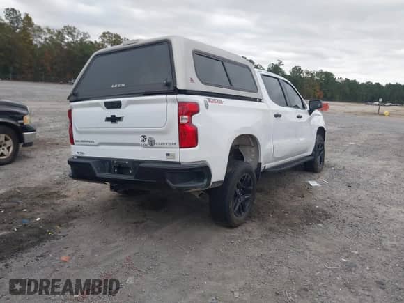 2022 Chevrolet Silverado 1500 Custom Trail Boss с VIN 3GCPDCEK7NG583197, выставлен на аукционе IAAI как лот 40958538 с пробегом 30 086 миль миль и . История ставок и продаж доступна на DreamBid. Изображение 4.