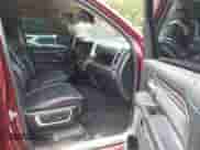 2019 Ram 1500 Laramie z VIN 1C6SRFJT9KN532905, wystawiony jako IAAI lot #43091255 z przebiegiem 224 331 mil mil oraz . Historia ofert i sprzedaży dostępna na DreamBid. Obrazek 5.