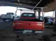 2002 Toyota Tacoma PreRunner с VIN 5TEGM92N72Z071828, выставлен на аукционе Copart как лот 43996335 с пробегом 162 264 миль миль и Списание • Salvage title. История ставок и продаж доступна на DreamBid. Изображение 6.