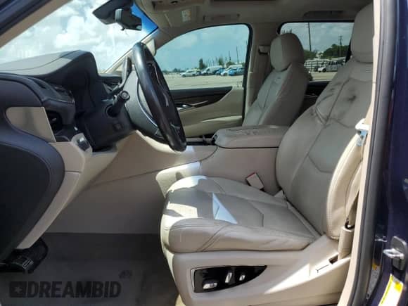 2018 Cadillac Escalade Luxury with VIN 1GYS3BKJ7JR260064, listed as a Copart auction lot 61089915 with 112,720 mi miles and Salvage title. Bid and sale history available at DreamBid. Image 7.