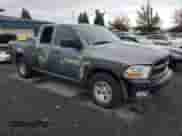 2012 Ram 1500 Express z VIN 1C6RD7FT2CS251429, wystawiony jako Copart lot #84569415 z przebiegiem 199 676 mil mil oraz Czysty tytuł • Clean title. Historia ofert i sprzedaży dostępna na DreamBid. Obrazek 4.