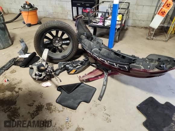 2018 Jeep Grand Cherokee Sterling с VIN 1C4RJFBG7JC285846, выставлен на аукционе Copart как лот 80693035 с пробегом 63 848 миль миль и Списание • Salvage title. История ставок и продаж доступна на DreamBid. Изображение 13.