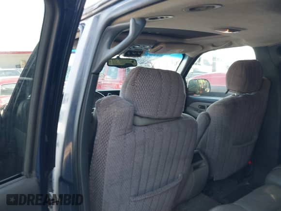 2001 Chevrolet Tahoe LT с VIN 1GNEK13T41J279600, выставлен на аукционе IAAI как лот 42388662 с пробегом 262 030 миль миль и . История ставок и продаж доступна на DreamBid. Изображение 13.