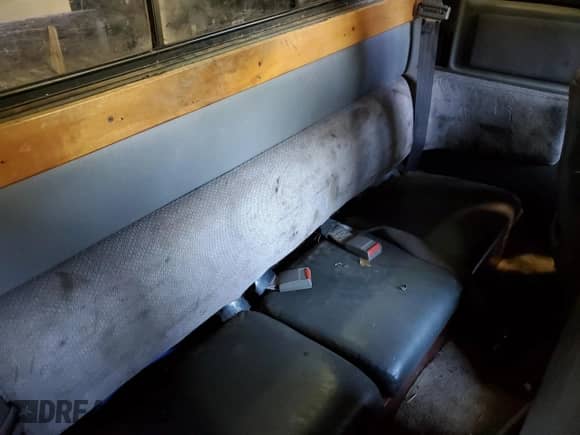 1994 Dodge Dakota z VIN 1B7GL23Y5RW142177, wystawiony jako Copart lot #76364964 z przebiegiem 237 632 mil mil oraz Szkoda całkowita • Salvage title. Historia ofert i sprzedaży dostępna na DreamBid. Obrazek 10.