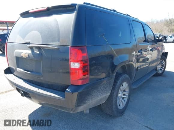 2013 Chevrolet Suburban LT с VIN 1GNSCJE03DR227545, выставлен на аукционе IAAI как лот 41569589 с пробегом 162 821 миль миль и . История ставок и продаж доступна на DreamBid. Изображение 4.