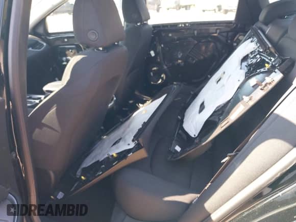 2025 Chevrolet Malibu LT с VIN 1G1ZD5ST9SF127807, выставлен на аукционе IAAI как лот 43422156 с пробегом 18 686 миль миль и . История ставок и продаж доступна на DreamBid. Изображение 8.