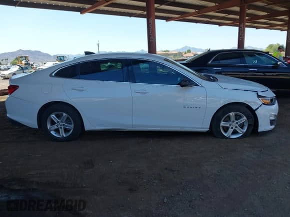 2021 Chevrolet Malibu LS z VIN 1G1ZC5ST3MF057095, wystawiony jako IAAI lot #43280656 z przebiegiem 173 021 mil mil oraz . Historia ofert i sprzedaży dostępna na DreamBid. Obrazek 13.