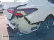 2023 Toyota Camry SE z VIN 4T1G11AK8PU812839, wystawiony jako IAAI lot #43408871 z przebiegiem 24 277 mil mil oraz . Historia ofert i sprzedaży dostępna na DreamBid. Obrazek 6.