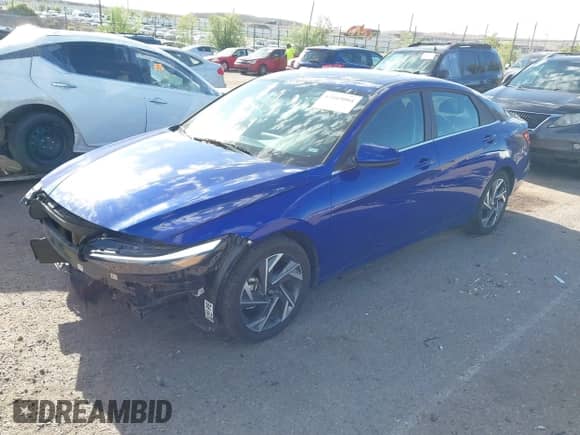 2025 Hyundai Elantra SEL Convenience z VIN KMHLS4DG3SU920346, wystawiony jako IAAI lot #43165004 z przebiegiem 14 374 mil mil oraz . Historia ofert i sprzedaży dostępna na DreamBid. Obrazek 2.