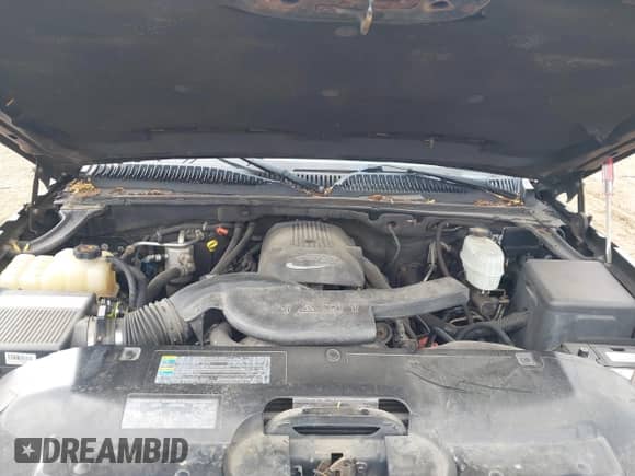 2004 Chevrolet Avalanche Z71 z VIN 3GNEK12T64G156209, wystawiony jako IAAI lot #43161469 z przebiegiem 163 053 mil mil oraz . Historia ofert i sprzedaży dostępna na DreamBid. Obrazek 10.