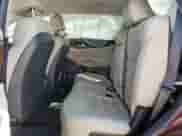 2017 Kia Sorento EX z VIN 5XYPH4A1XHG279338, wystawiony jako Copart lot #80935325 z przebiegiem Nie podano mil oraz Szkoda całkowita • Salvage title. Historia ofert i sprzedaży dostępna na DreamBid. Obrazek 10.