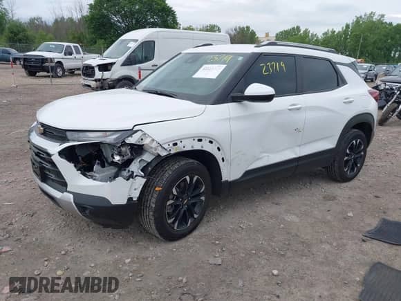 2022 Chevrolet TrailBlazer LT with VIN KL79MRSLXNB038450, listed as a IAAI auction lot 42523719 with 59,318 mi miles and . Bid and sale history available at DreamBid. Image 2.