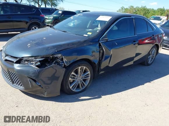 2015 Toyota Camry SE z VIN 4T1BF1FK8FU037736, wystawiony jako IAAI lot #43465661 z przebiegiem 112 758 mil mil oraz . Historia ofert i sprzedaży dostępna na DreamBid. Obrazek 2.