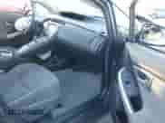 2015 Toyota Prius Advanced z VIN JTDKN3DP5F3068188, wystawiony jako IAAI lot #43475178 z przebiegiem 74 883 mil mil oraz . Historia ofert i sprzedaży dostępna na DreamBid. Obrazek 5.