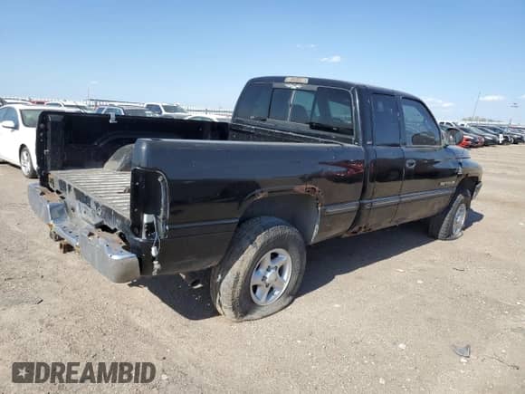 1999 Dodge 1500 z VIN 1B7HF13Z7XJ584614, wystawiony jako Copart lot #72439544 z przebiegiem 212 355 mil mil oraz Nie do naprawy • Non repairable. Historia ofert i sprzedaży dostępna na DreamBid. Obrazek 3.