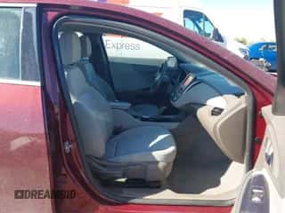 2016 Chevrolet Malibu LS с VIN 1G1ZB5ST1GF180921, выставлен на аукционе IAAI как лот 43419551 с пробегом 124 484 миль миль и . История ставок и продаж доступна на DreamBid. Изображение 5.