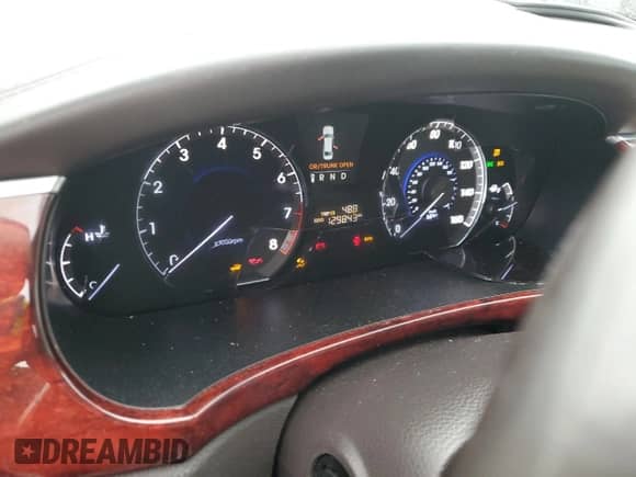 2013 Hyundai Equus Signature z VIN KMHGH4JH0DU065931, wystawiony jako Copart lot #82661774 z przebiegiem 129 843 mil mil oraz Szkoda całkowita • Salvage title. Historia ofert i sprzedaży dostępna na DreamBid. Obrazek 9.